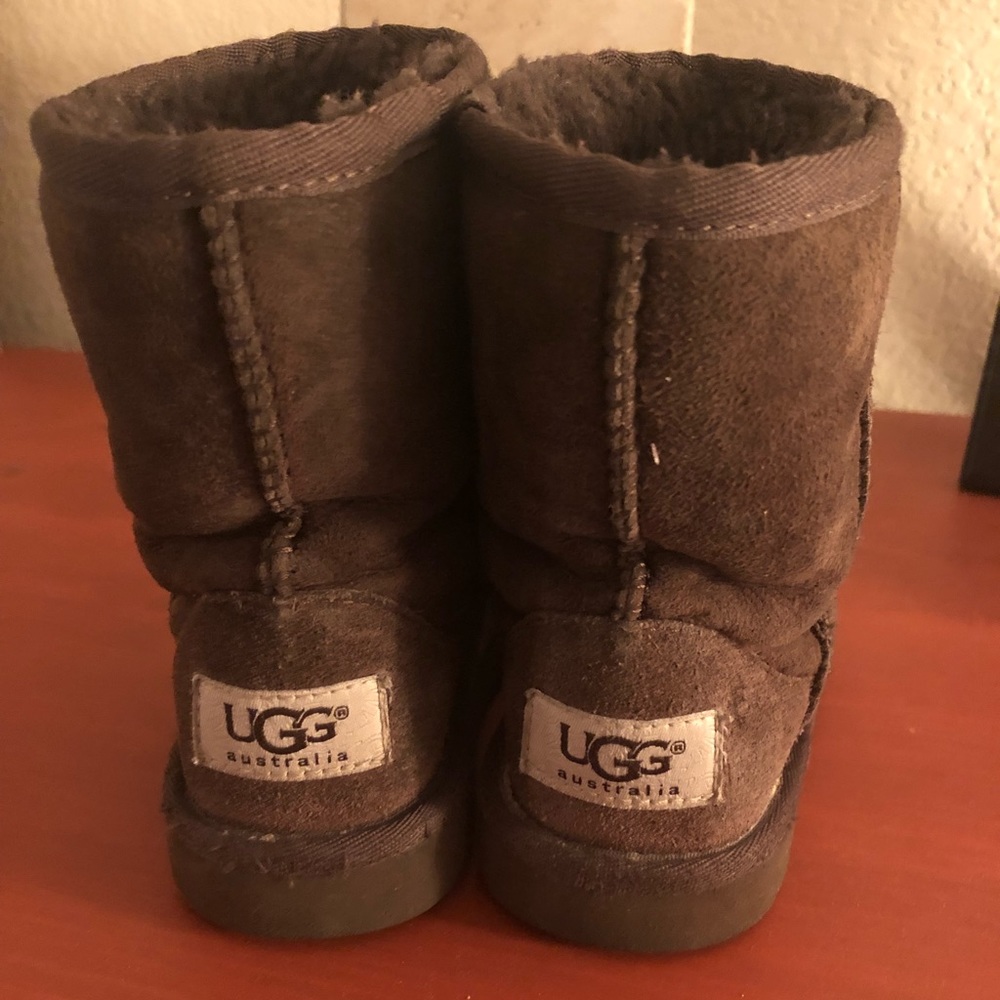 Girls brown Ugg boots